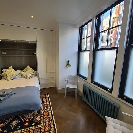 Boutique Linden Gardens 1St Floor And Loft Apartments London Exterior photo