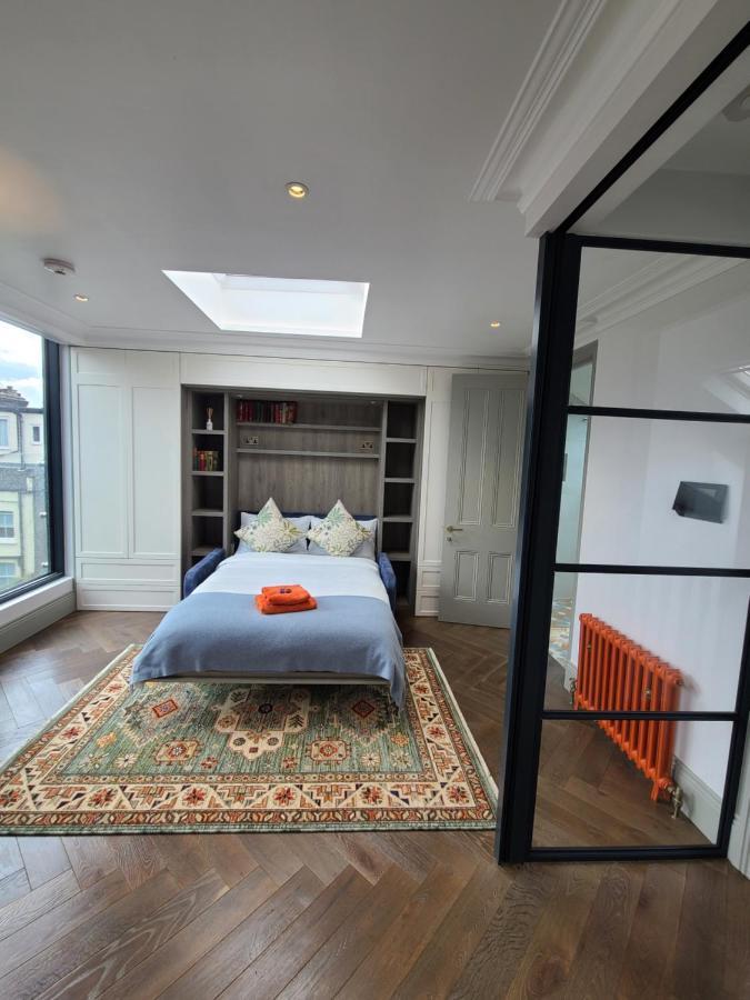 Appartamento Boutique Linden Gardens 1st Floor And Loft Londra