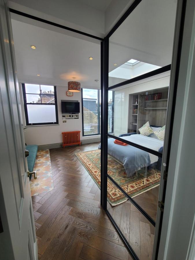 Boutique Linden Gardens 1st Floor And Loft * Londra