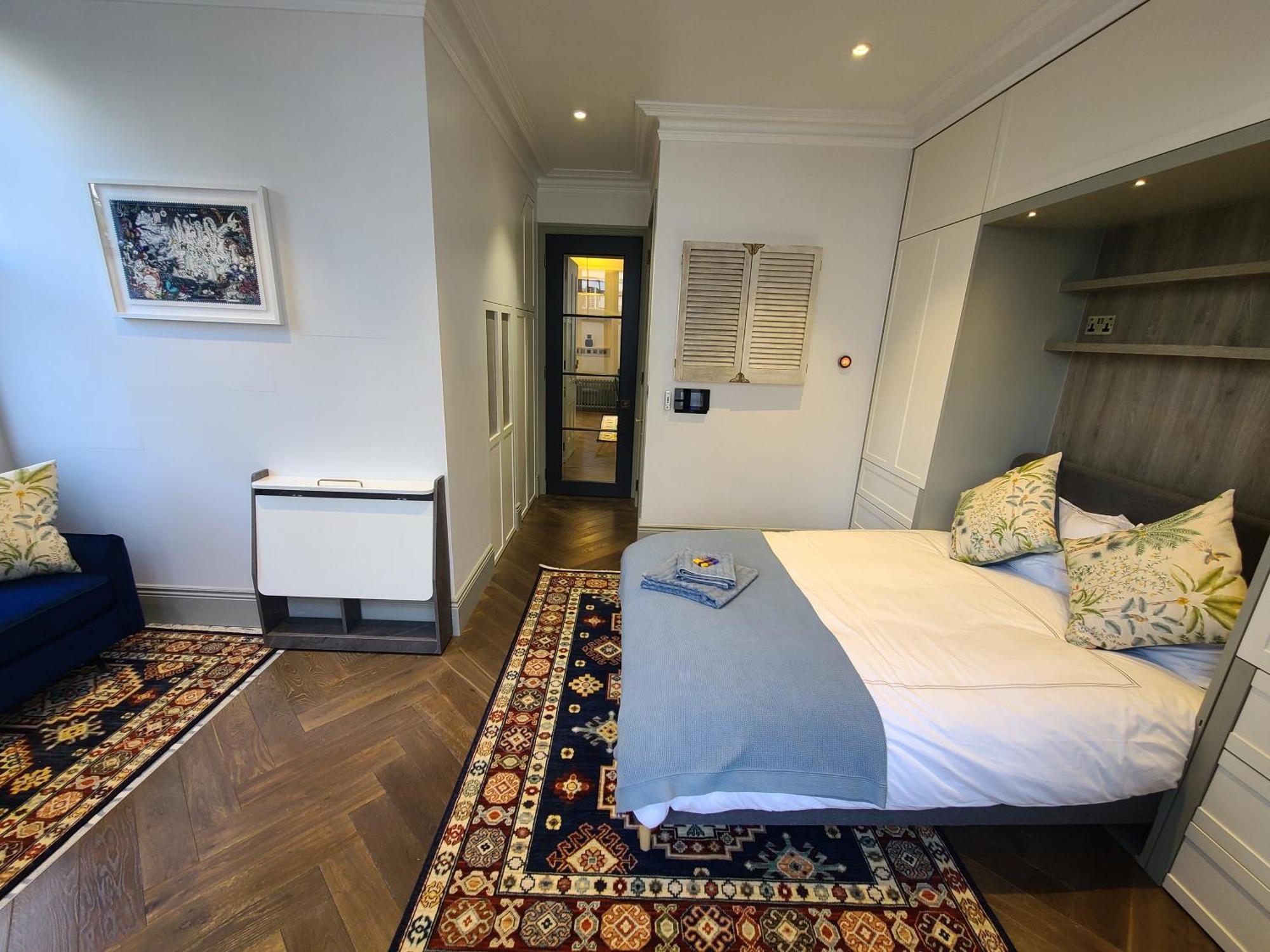 Boutique Linden Gardens 1st Floor And Loft Apartment *